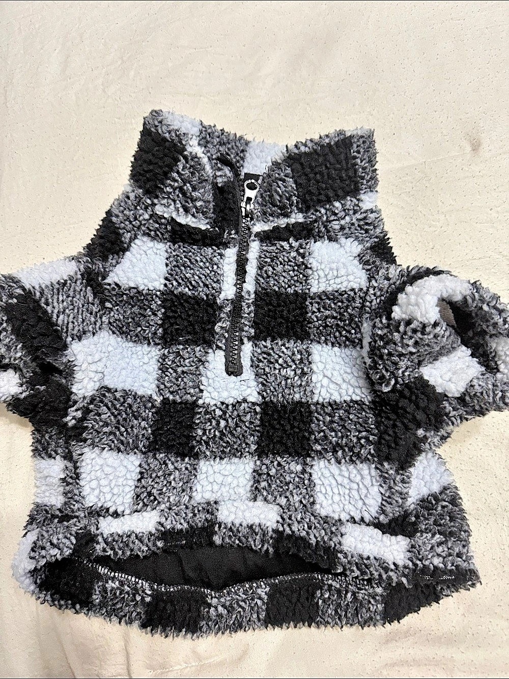 Heart to Tail Checkered Fleece Vest Size Medium
